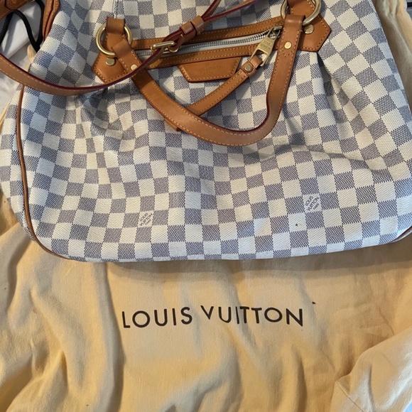 Authentic Louis Vuitton Evora Damier Satchel - Picture 9 of 11